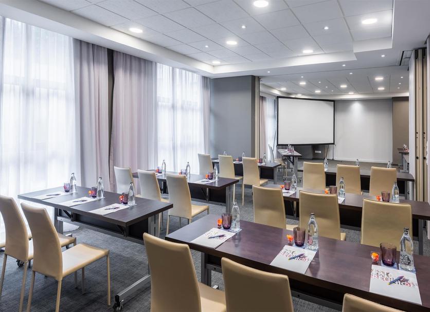 Conference room Ảnh