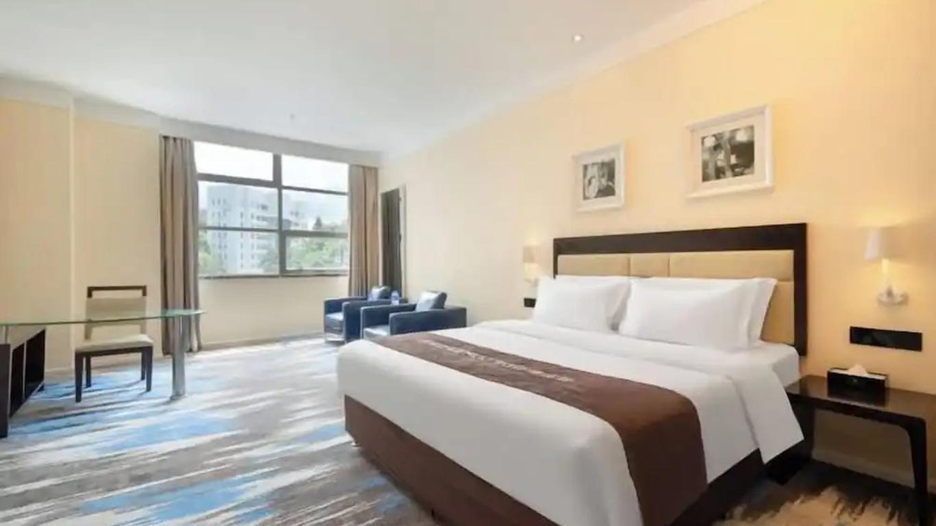 Kaiman Hotel