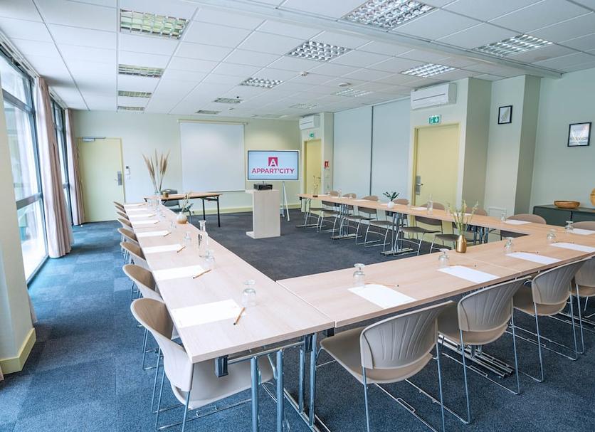 Conference room Ảnh