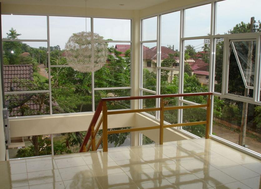 Khác Ảnh