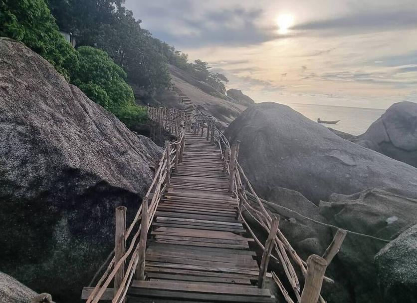Khác Ảnh