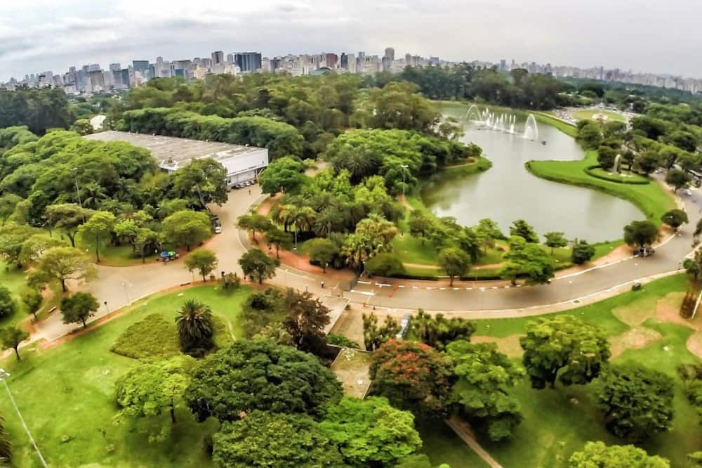 Cảnh ngoài trời