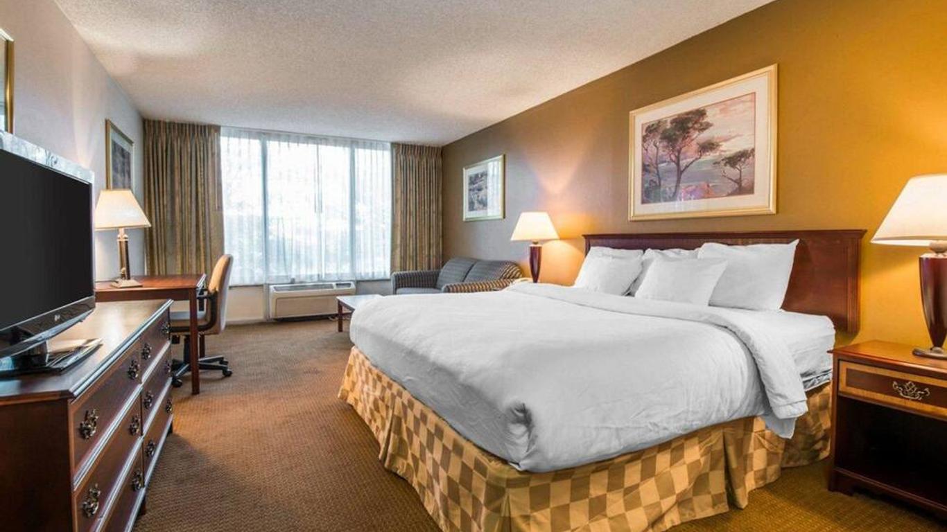 Clarion Inn and Events Center Pueblo North