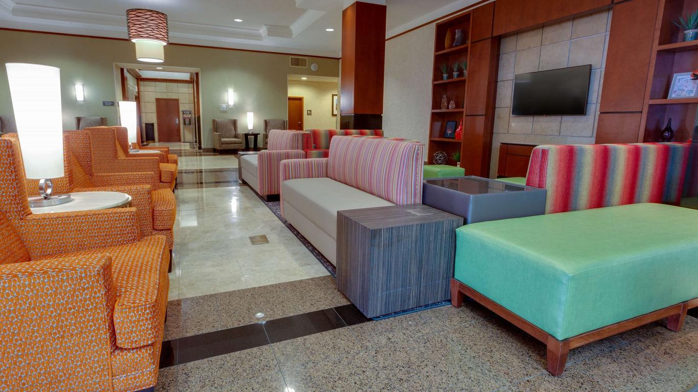 Drury Inn & Suites St. Louis Forest Park