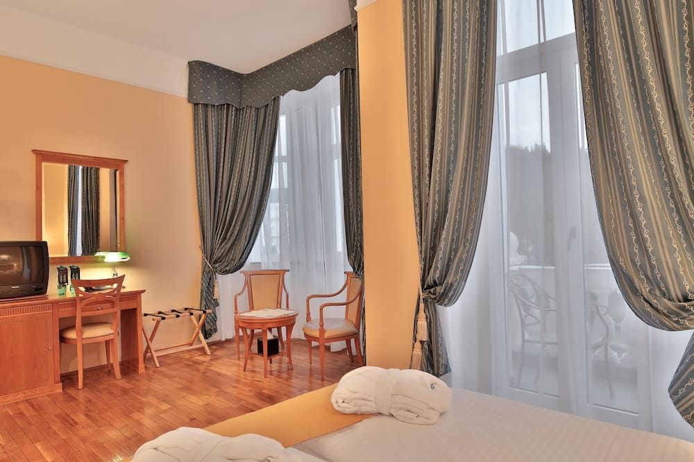 Khác