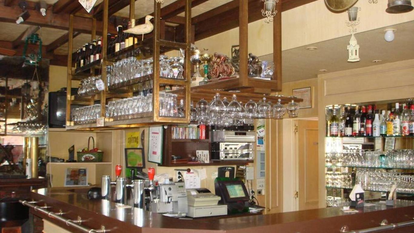 Elckerlyck Inn Hotel