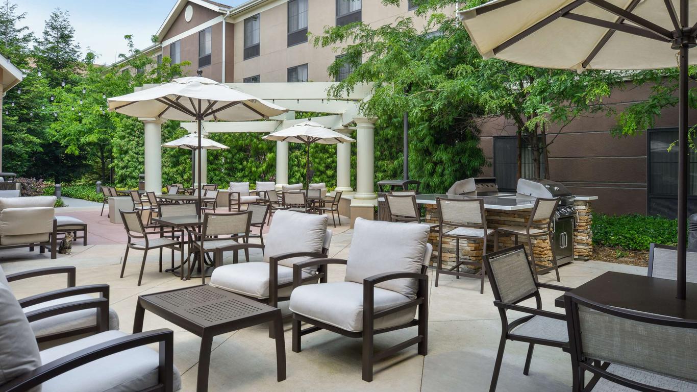 Homewood Suites by Hilton Fresno