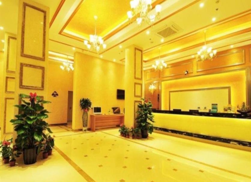 Lễ tân Ảnh