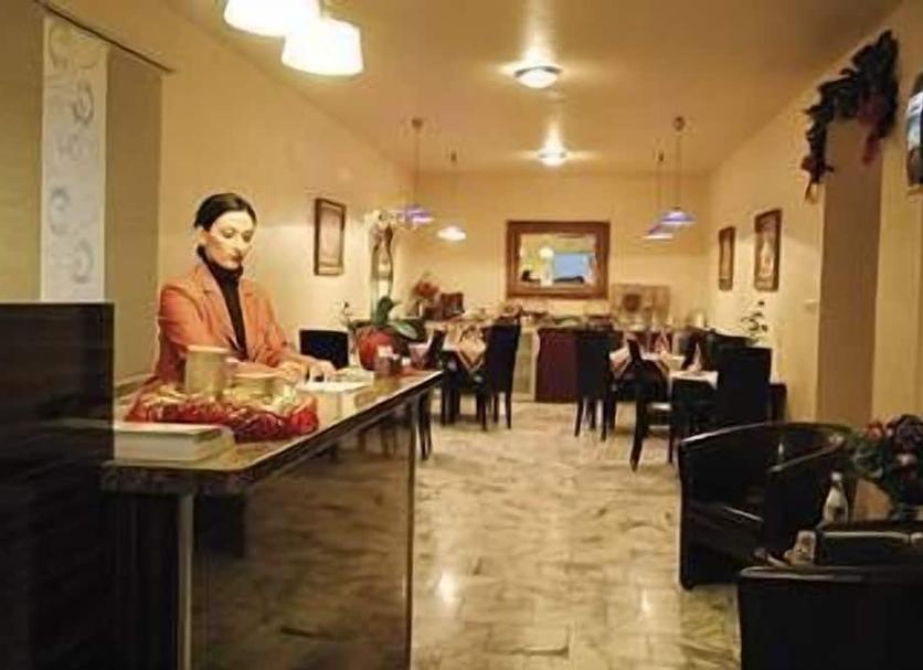 Khác Ảnh