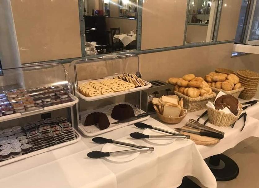 Buffet Ảnh