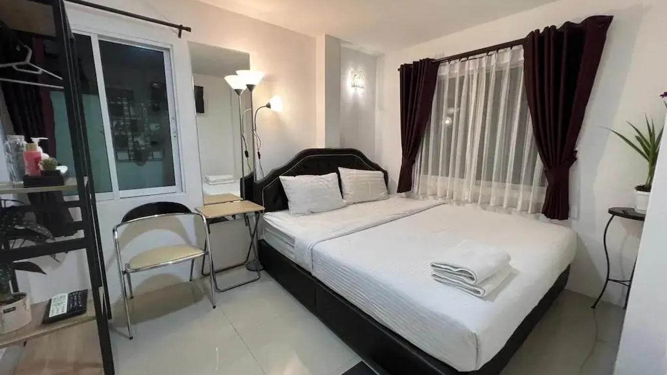 Ban Thungdang Housetel Bangkok