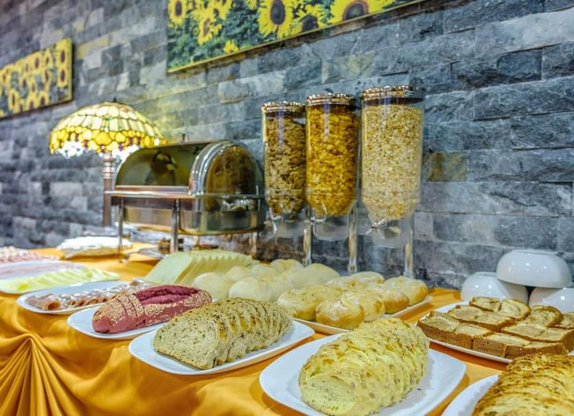 Buffet Ảnh