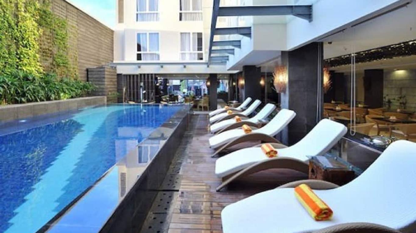 Hotel Solaris Kuta Bali