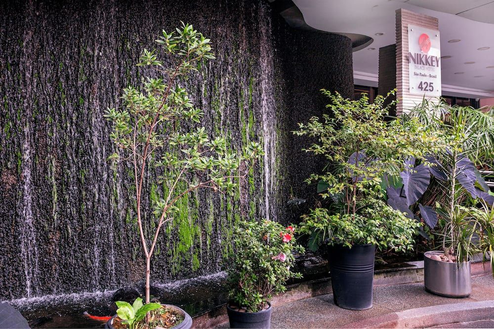 Cảnh ngoài trời