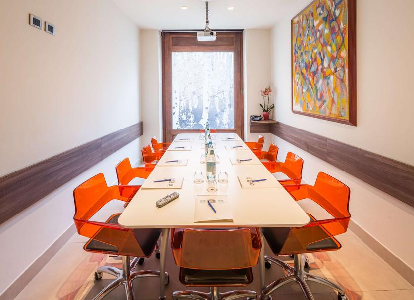 Conference room Ảnh