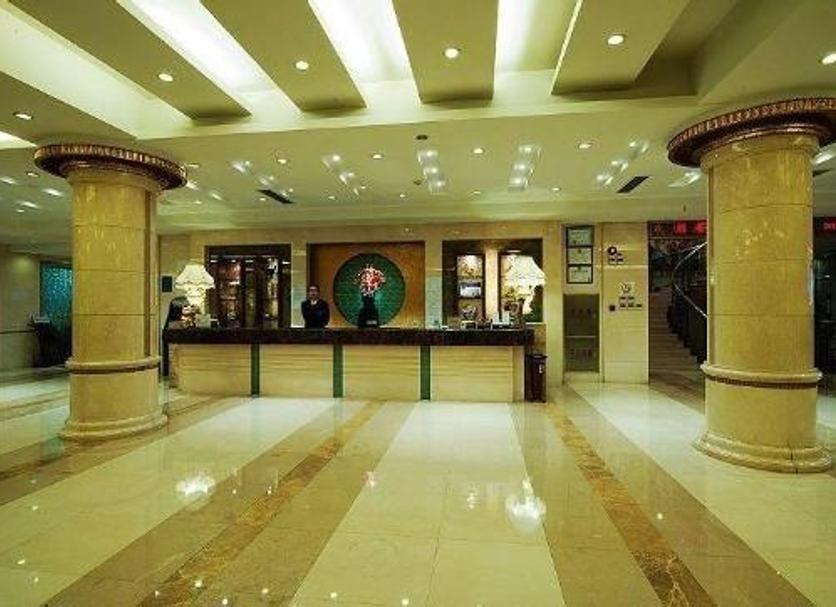 Lễ tân Ảnh