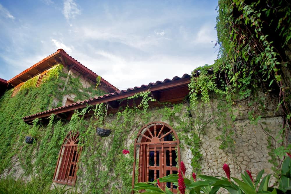 Cảnh ngoài trời