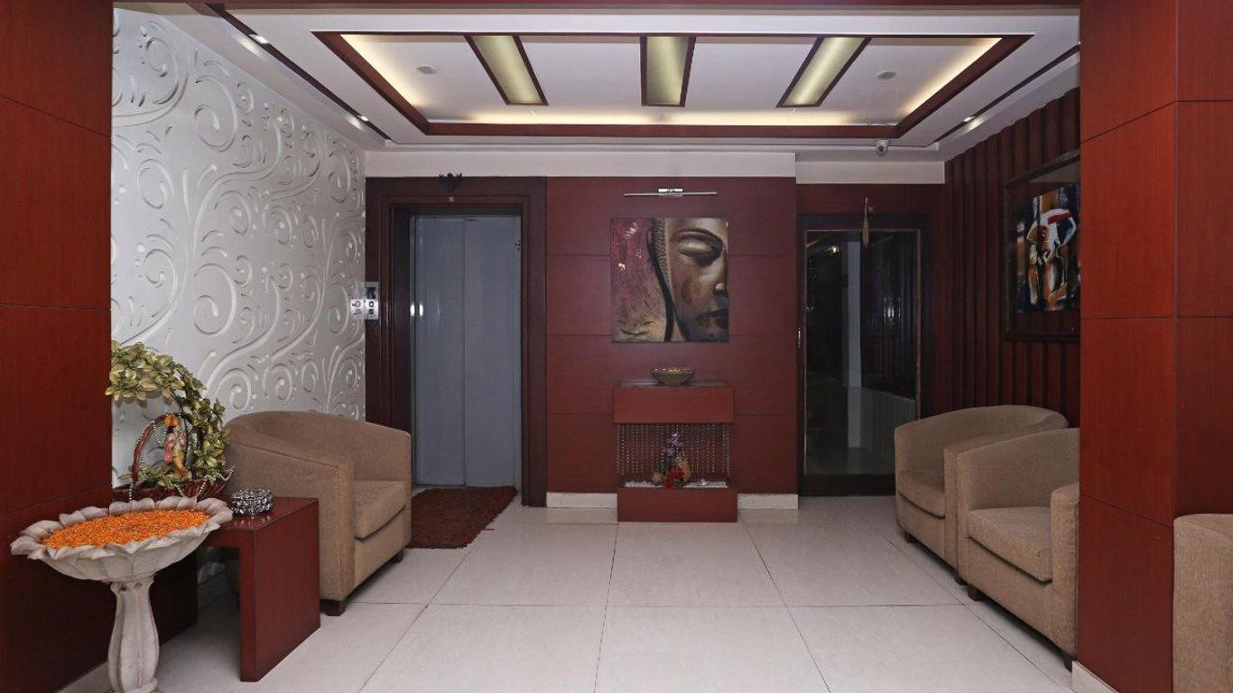 OYO Hotel Monsoon Palace