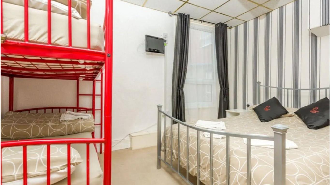 Canberra Hotel