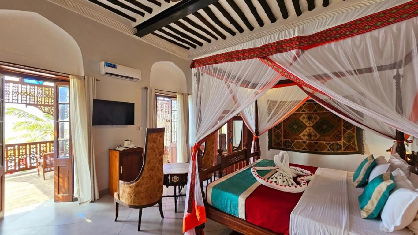 Mizingani Seafront Hotel