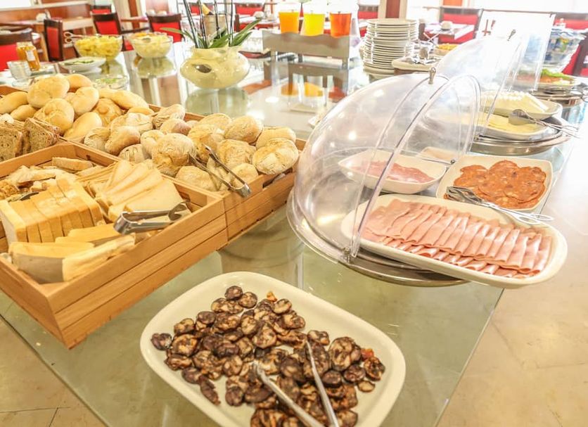 Buffet Ảnh