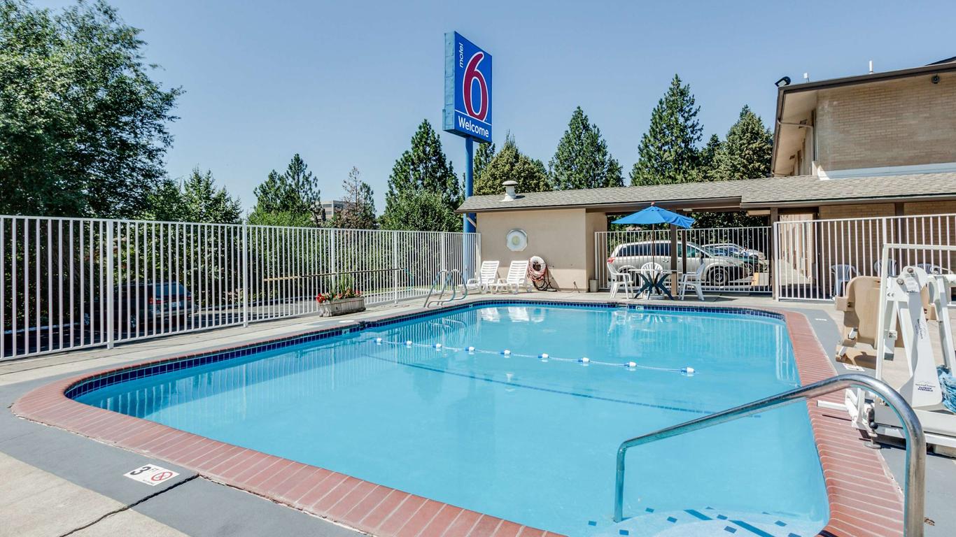 Motel 6 Spokane West Downtown
