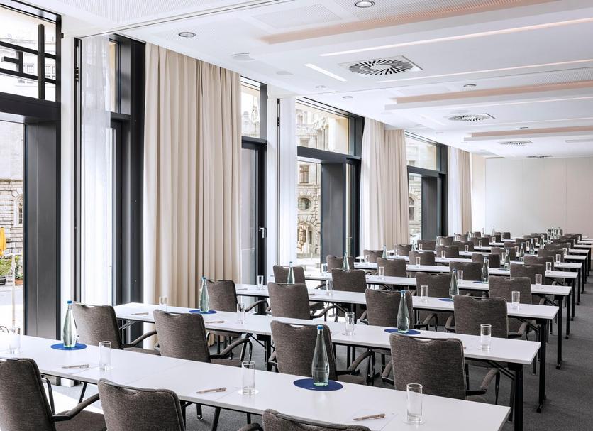 Conference room Ảnh
