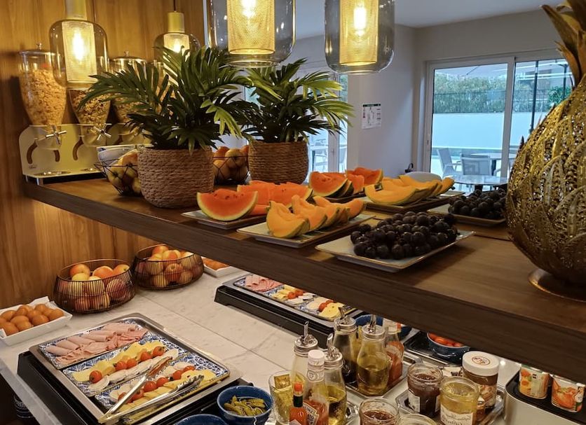 Buffet Ảnh