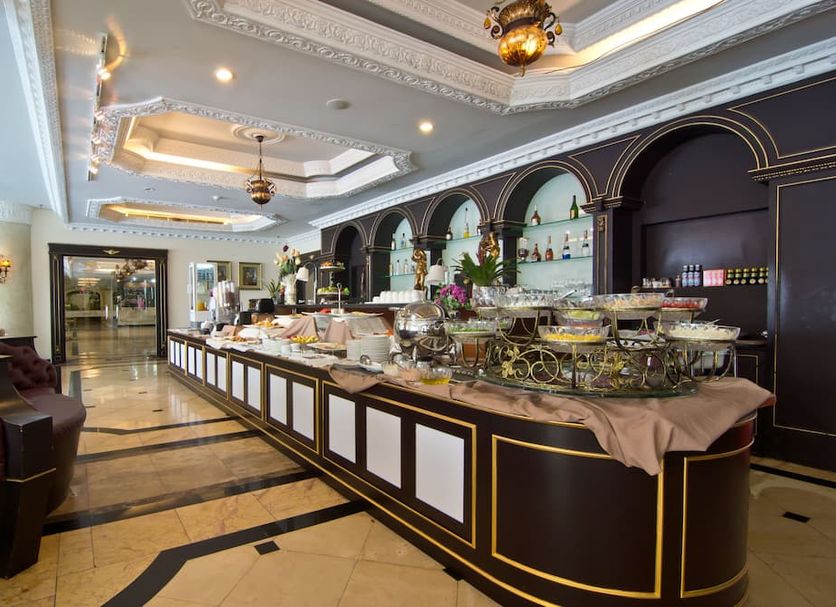 Buffet Ảnh