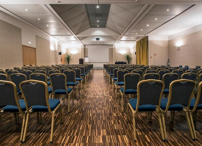 Conference room Ảnh