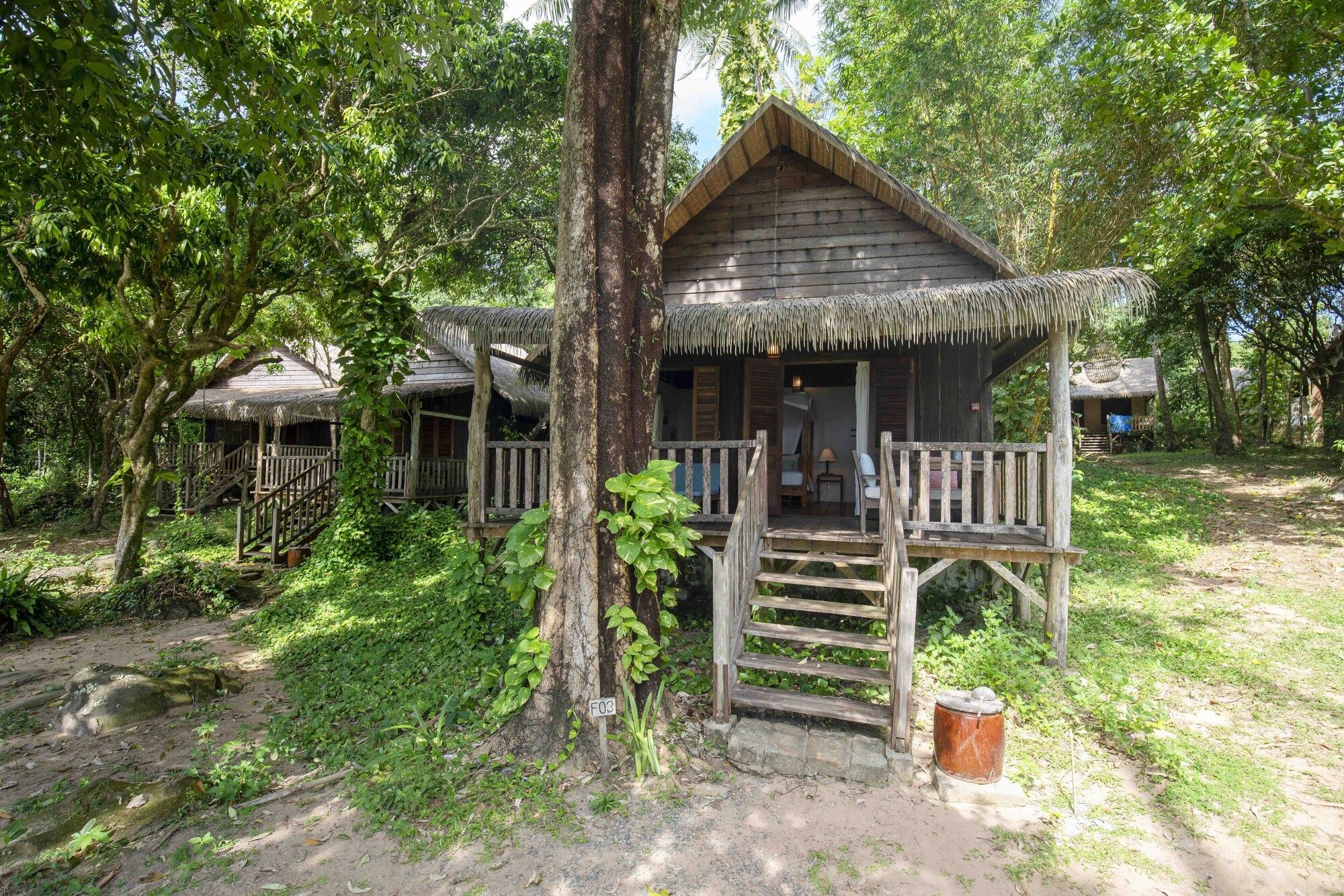 Cảnh ngoài trời