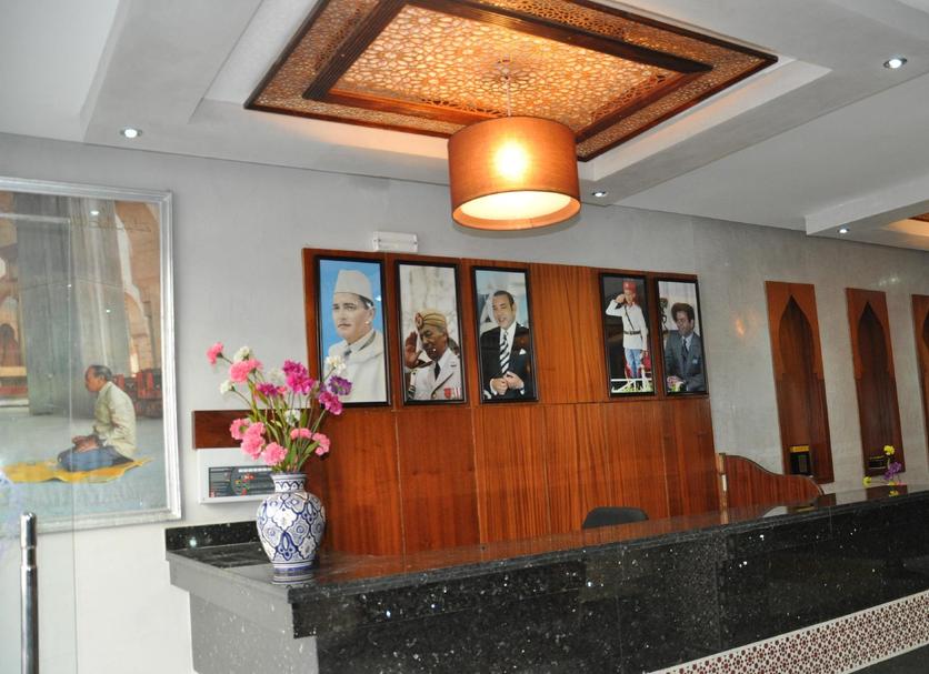 Lễ tân Ảnh