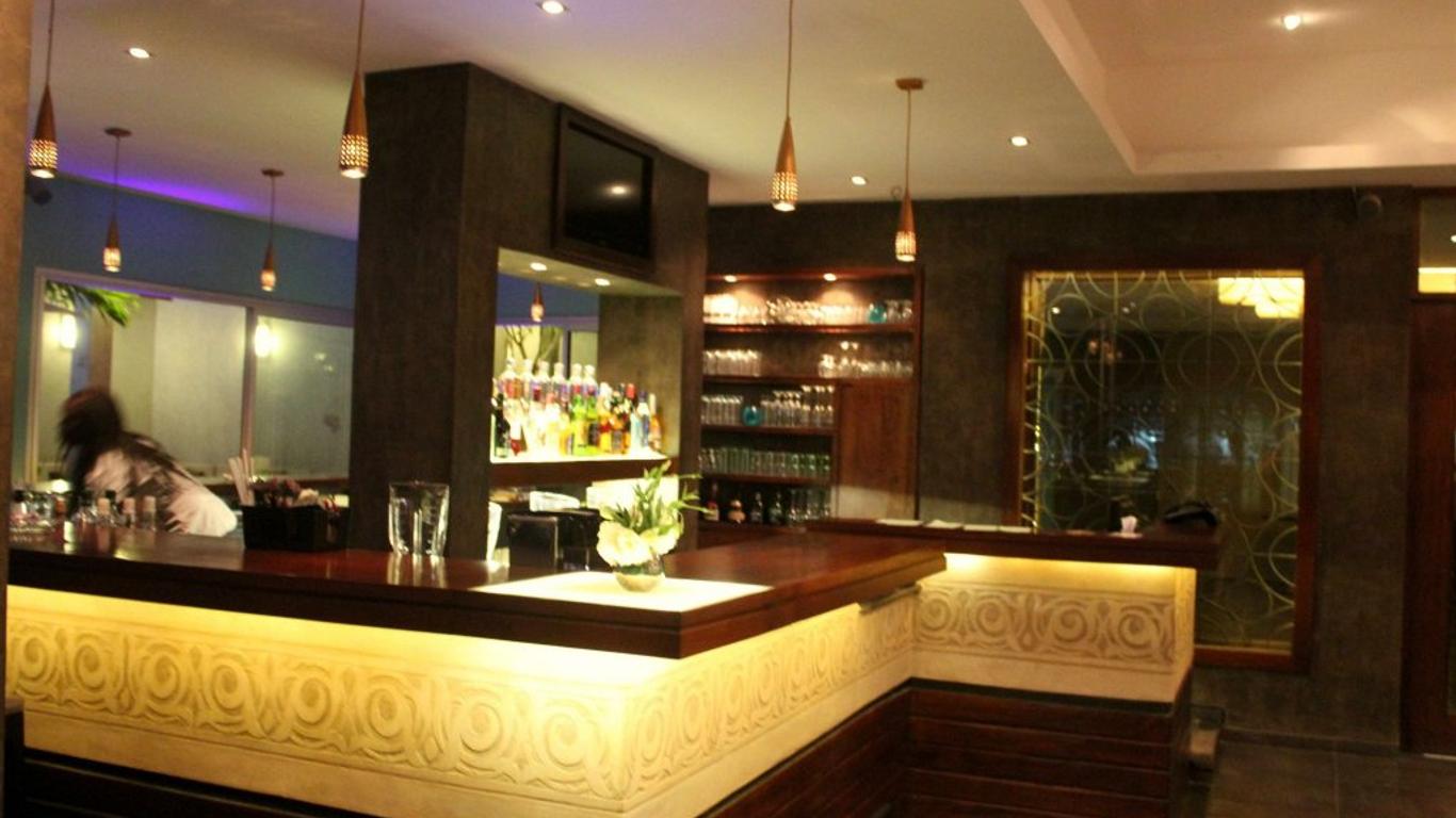 Hotel Farid