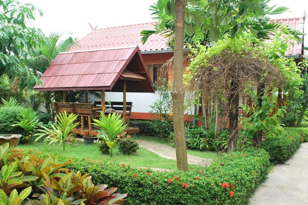 Cảnh ngoài trời