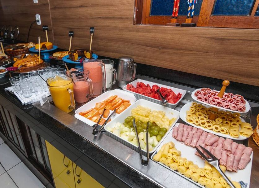 Buffet Ảnh
