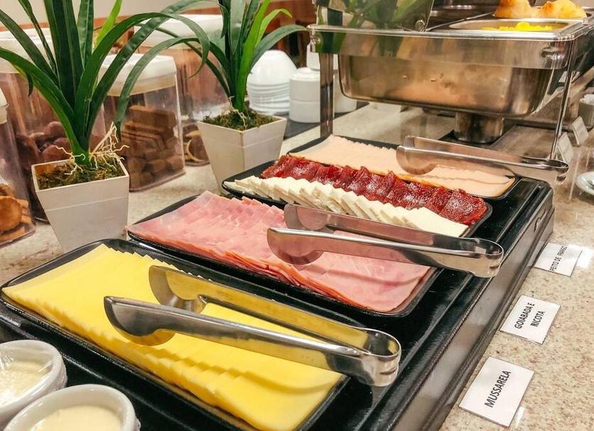 Buffet Ảnh