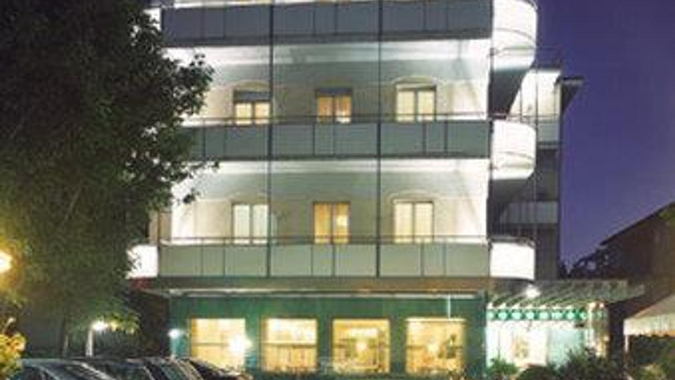 ACasaMia WelcHome Hotel