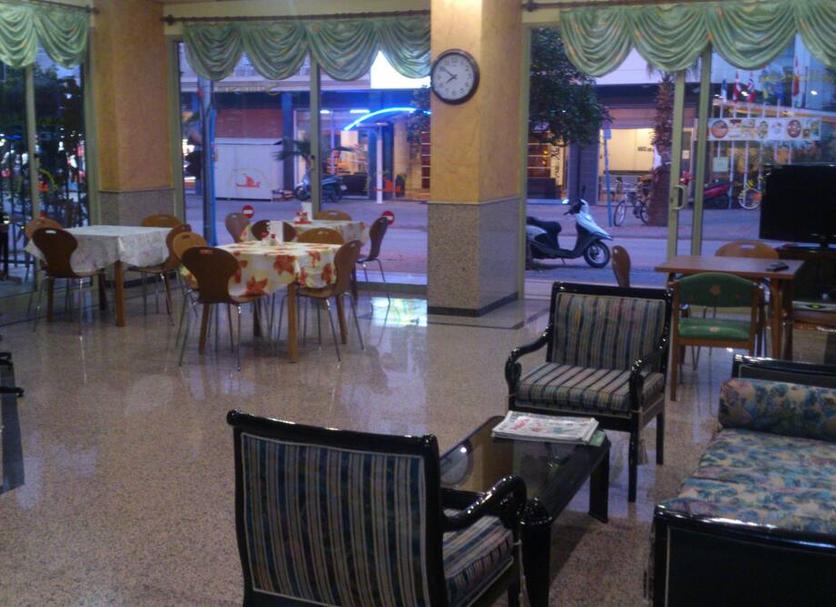 Khác Ảnh