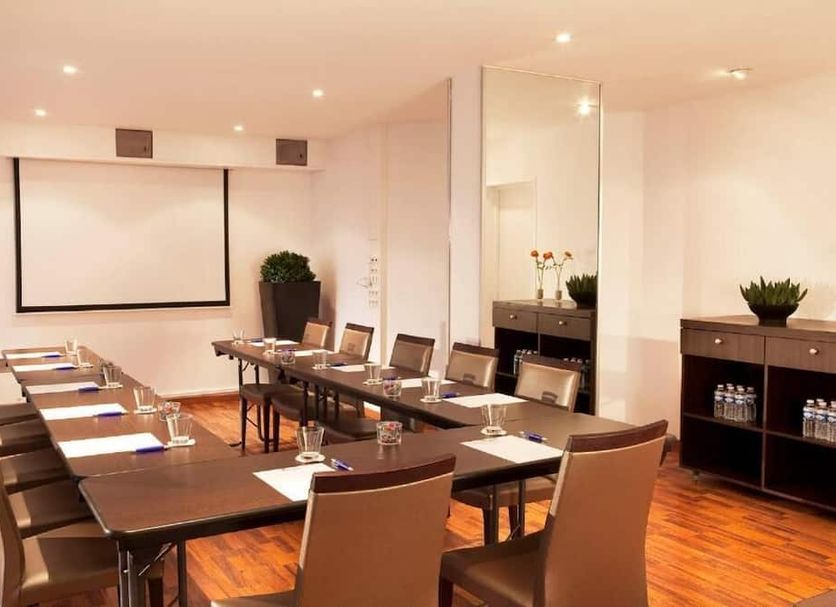 Conference room Ảnh