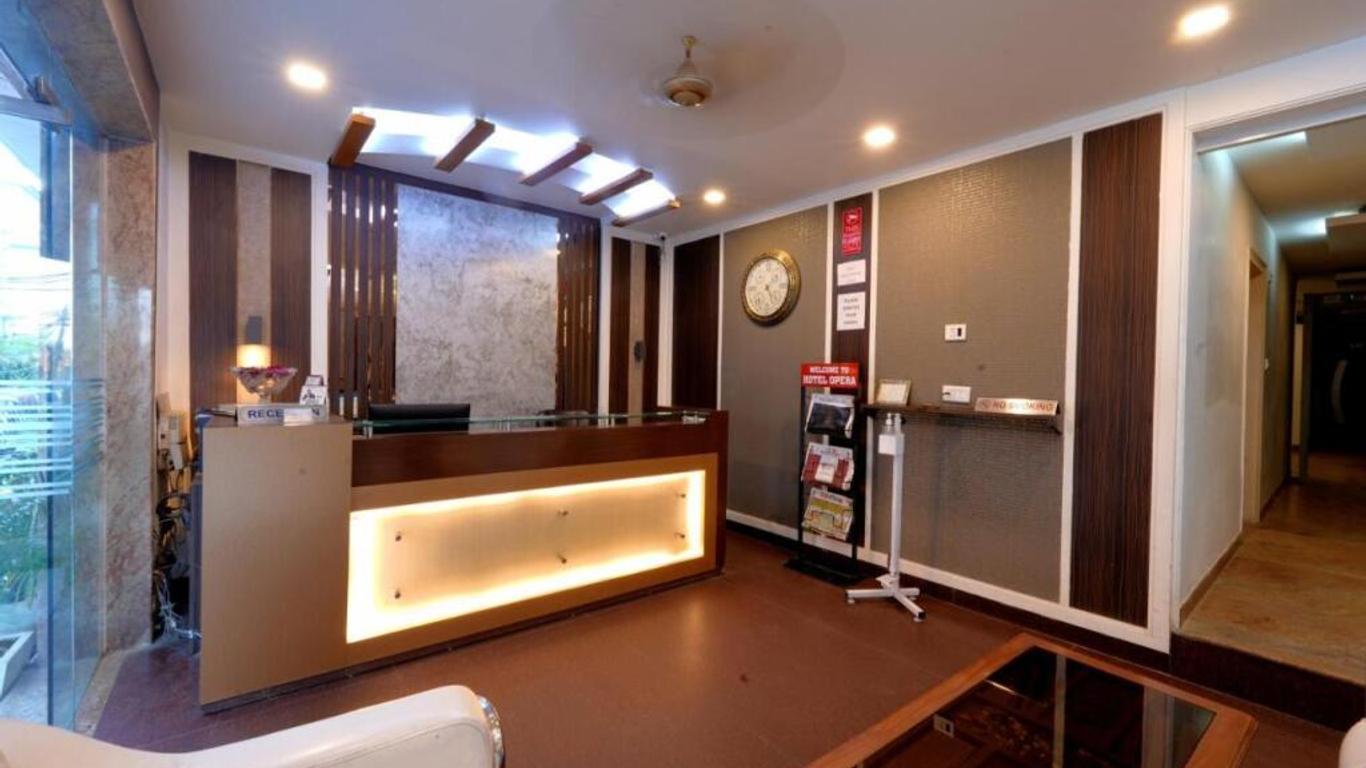 Hotel Opera