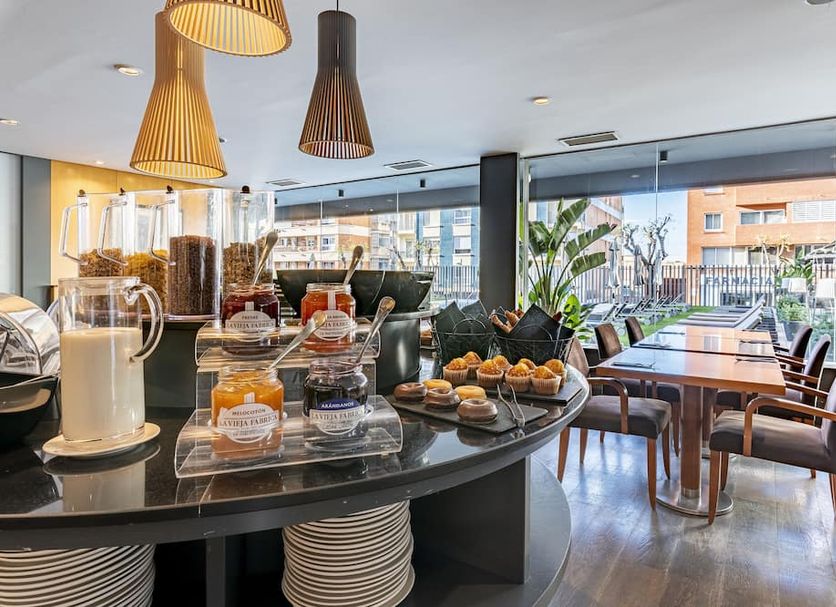 Buffet Ảnh