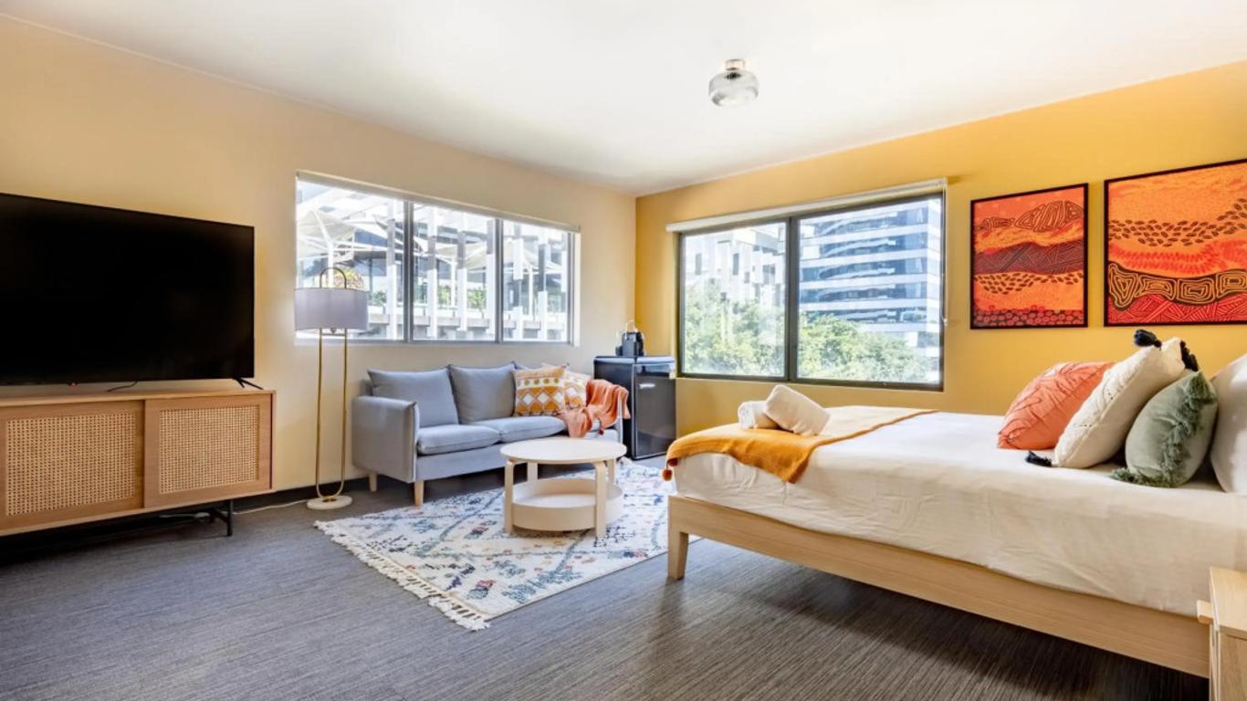 Base Brisbane Uptown Backpackers