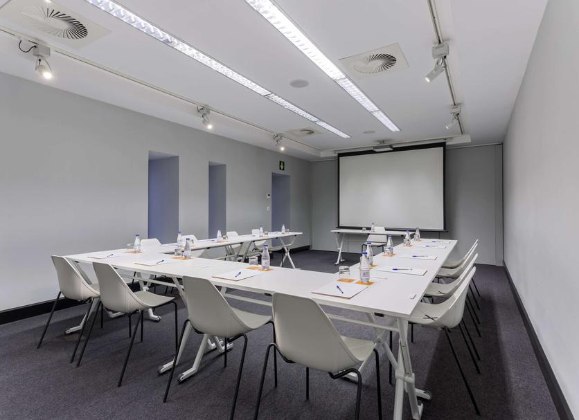 Conference room Ảnh