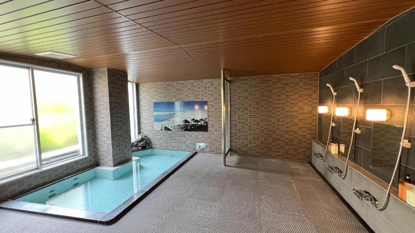 Kitashiga Holiday Inn