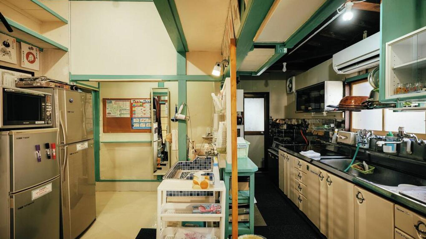 Dormitory Sandanya Guesthouse