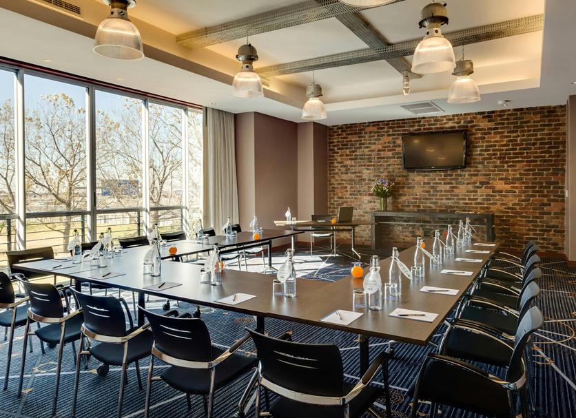 Conference room Ảnh