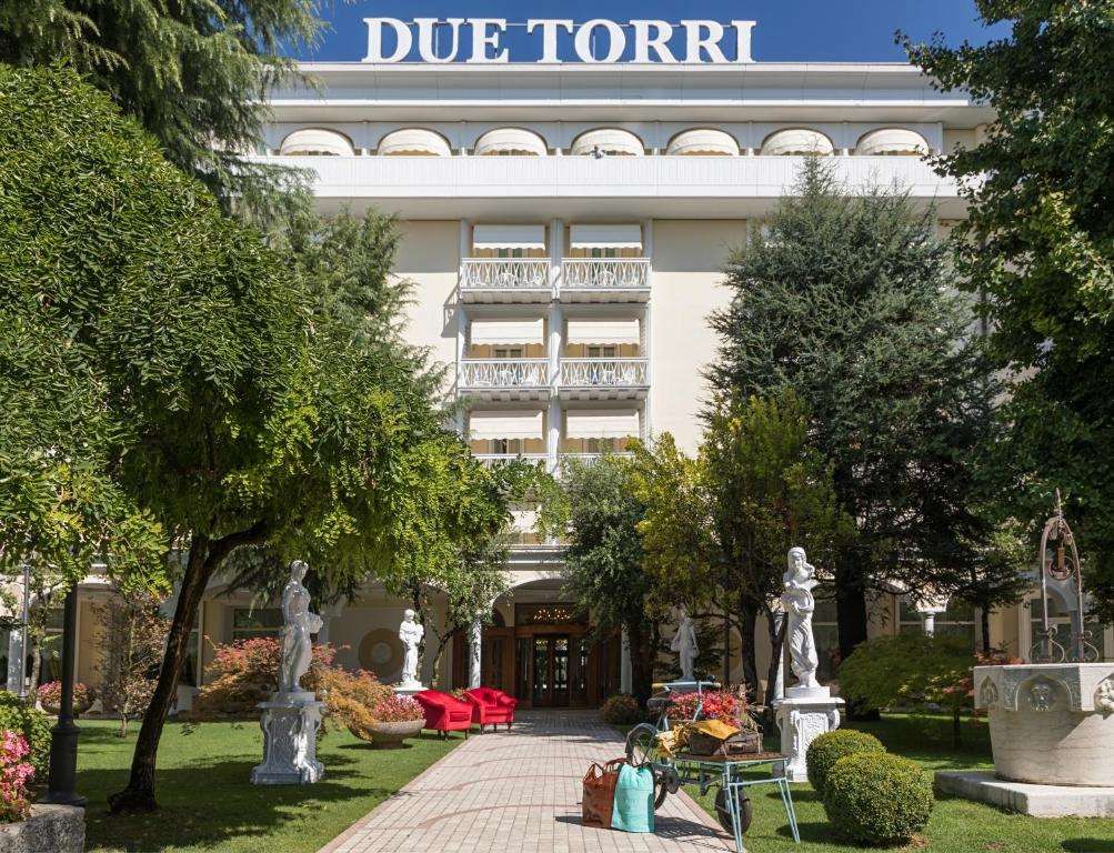 Toà nhà