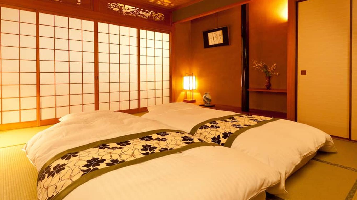 Hotel Takasago
