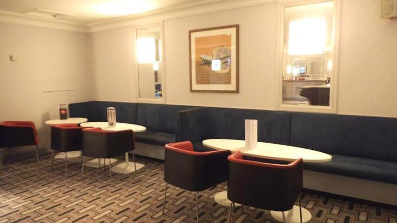 Airport Inn Gatwick