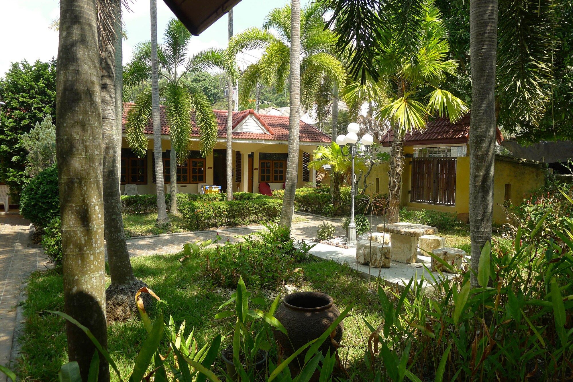 Cảnh ngoài trời